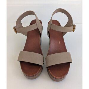 Mia Priscilla Wedge Platform Beige Sandal Size 10M